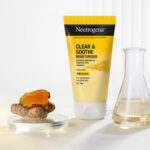 ارزان کرم مرطوب‌کننده و آبرسان نوتروژینا مدل Clear & Soothe (زردچوبه)
