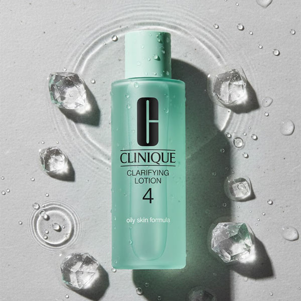 خرید محلول لایه‌بردار کلینیک مناسب پوست چرب و بسیار چرب اصل